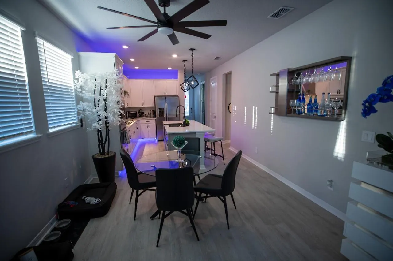 Brand New Modern Pet Friendly Zen Home With Private Home Theater & Hot Tub! Home Orlando 0*,  United States