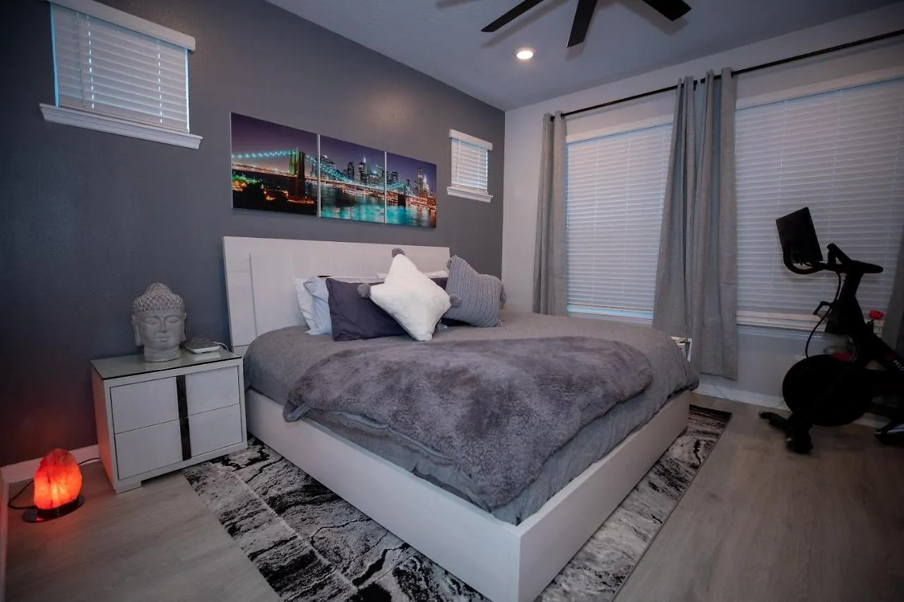 Brand New Modern Pet Friendly Zen Home With Private Home Theater & Hot Tub! Home Orlando United States